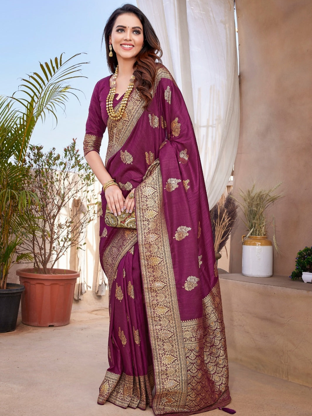 Magenta Viscose Silk Saree Zari Weaved