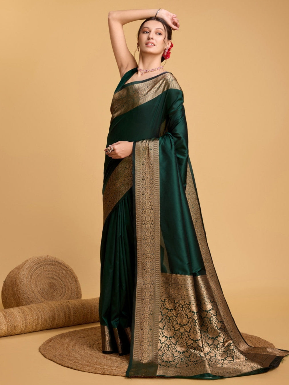 Bottle Green Kanjivaram Silk Zari Weaved Saree