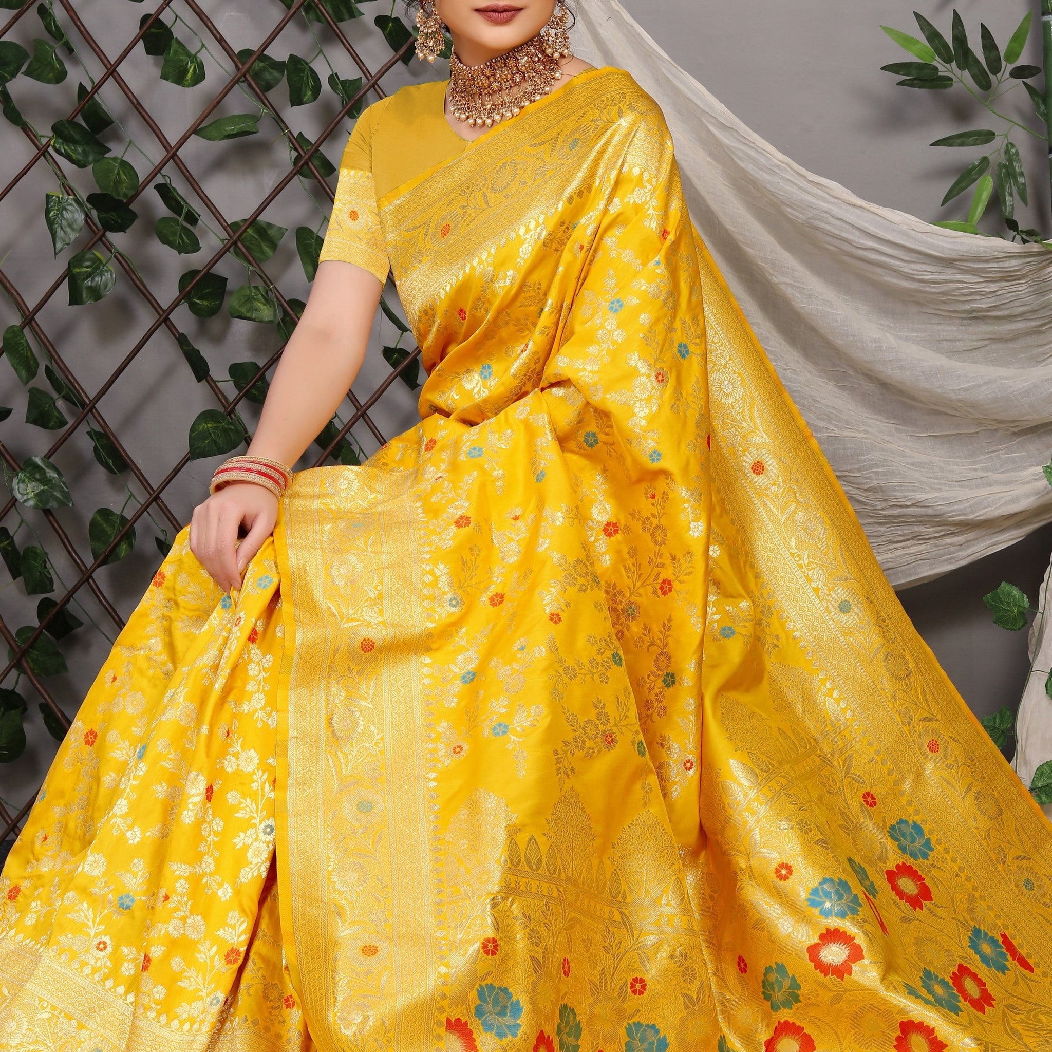 Haldi Banarasi Silk Saree With Zari Weaving