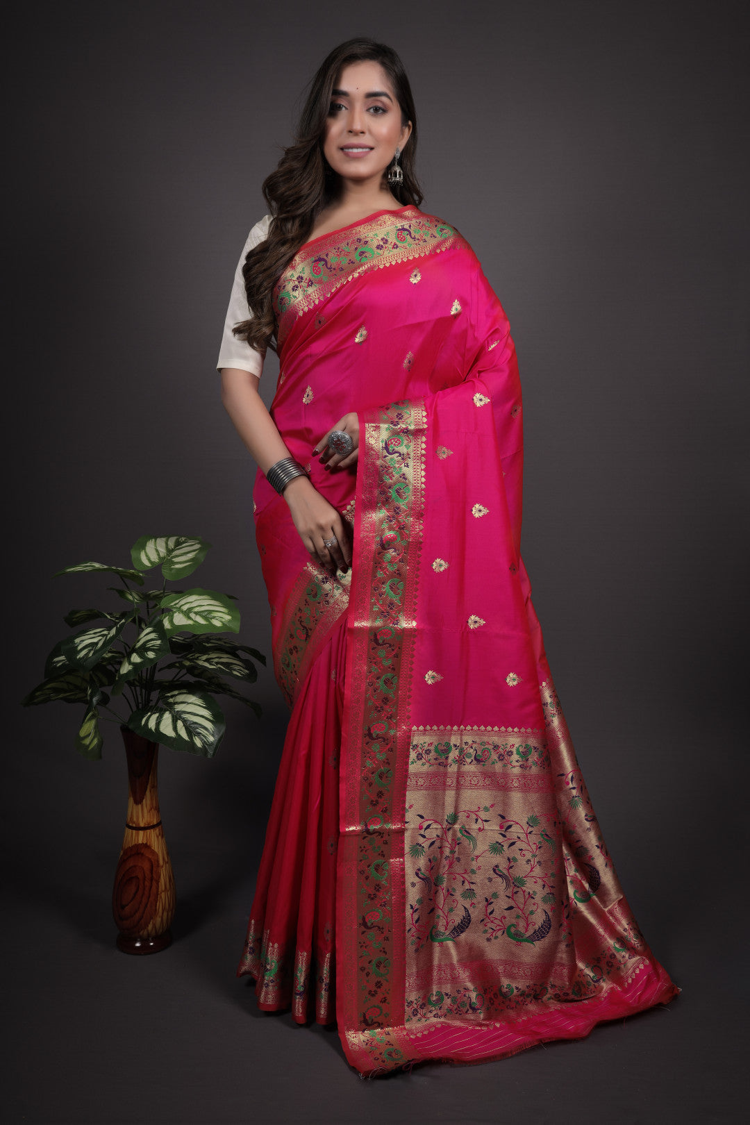 Pink Paithani Zari Weaving Silk Saree