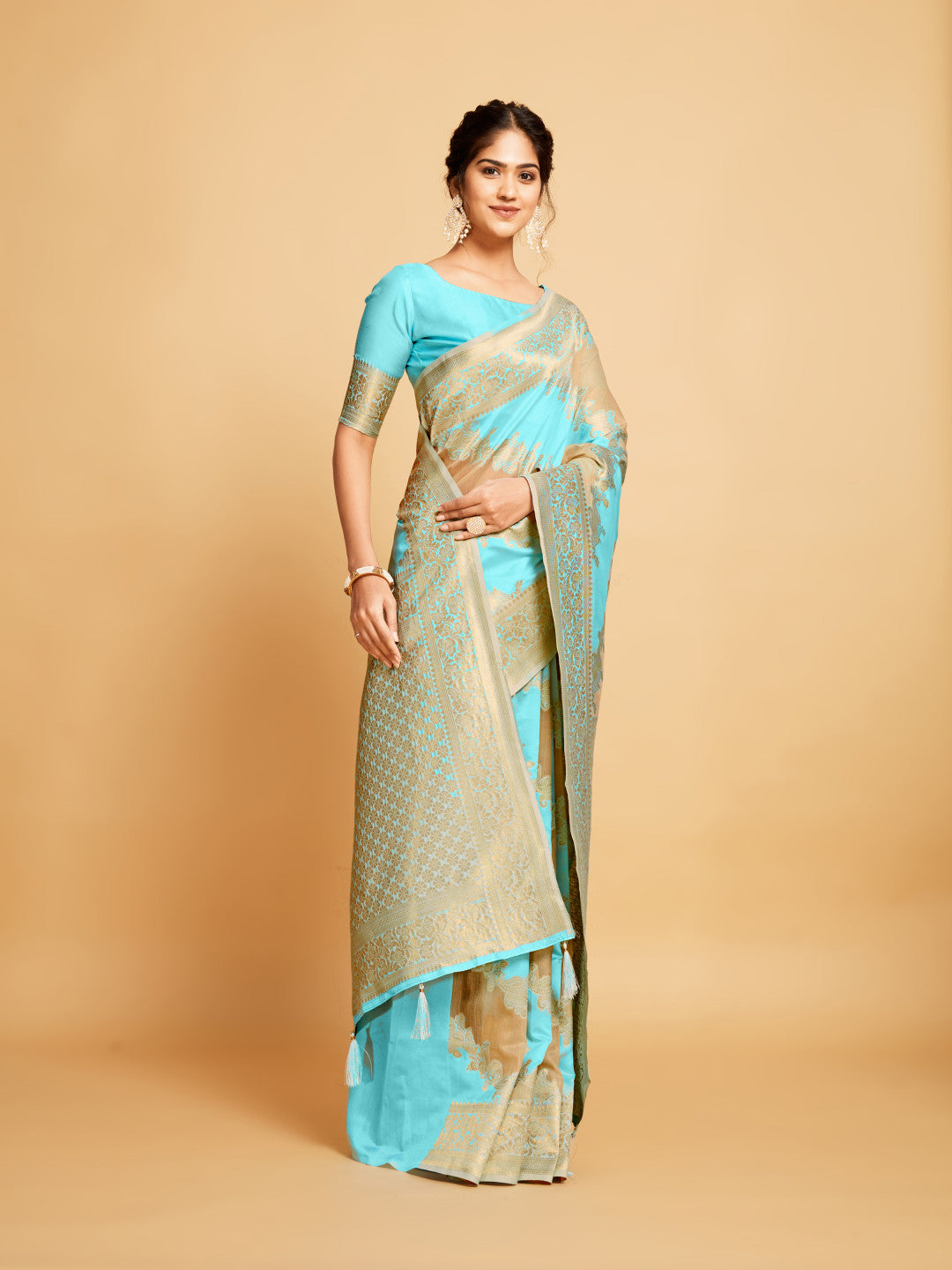 Sky Blue Linen Silk Saree With Zari Work