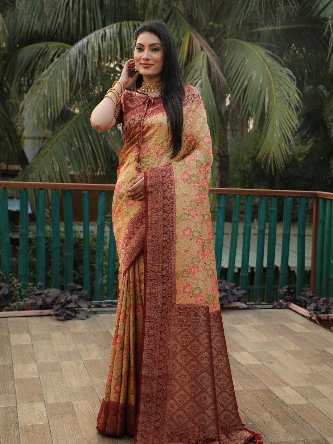 Beige Dual Tone Kanjivaram Zari Saree