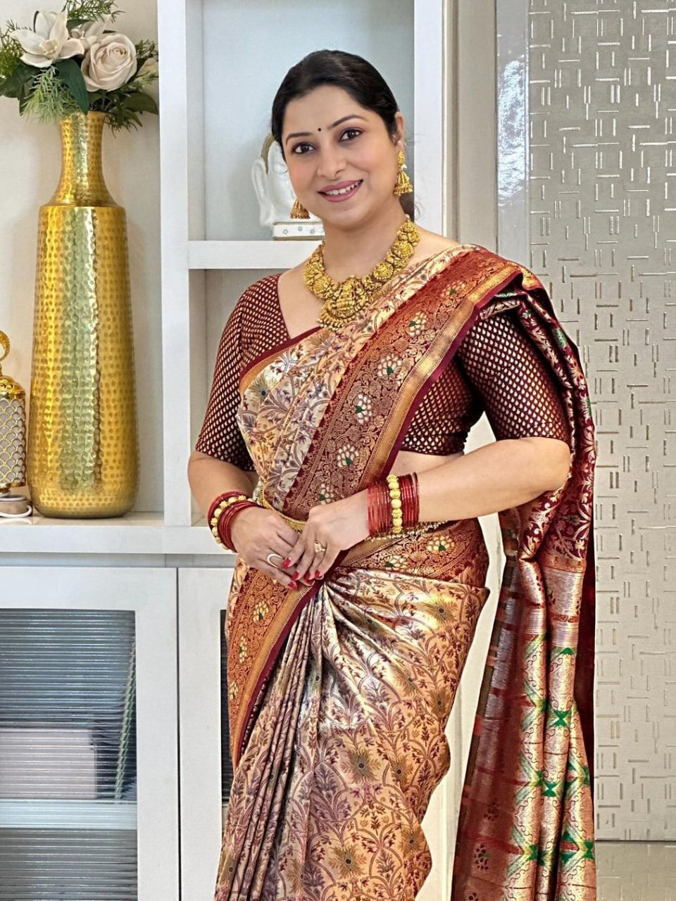 Pure Banarasi Silk Saree With Zari Weaving