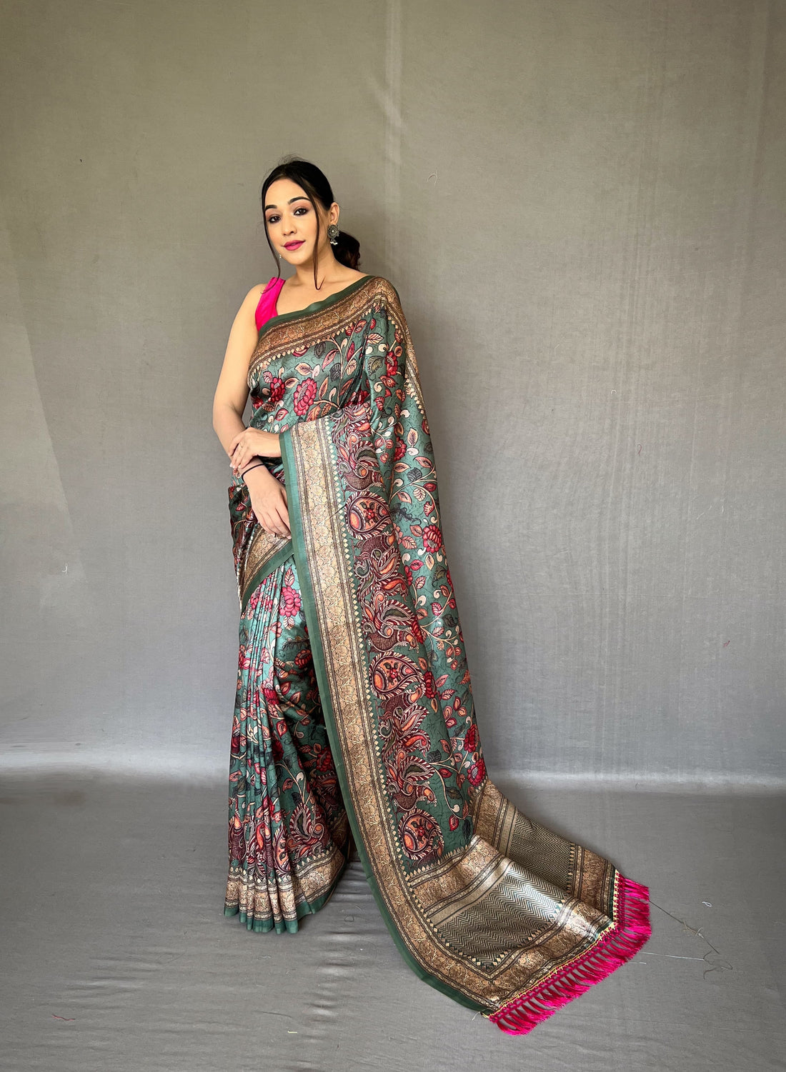 Soft Silk Saree With Kalamkari Print Bottle Green