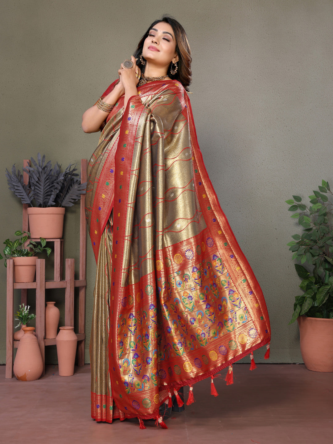 Banarasi Tissue Silk Saree With Zari Weaving Work