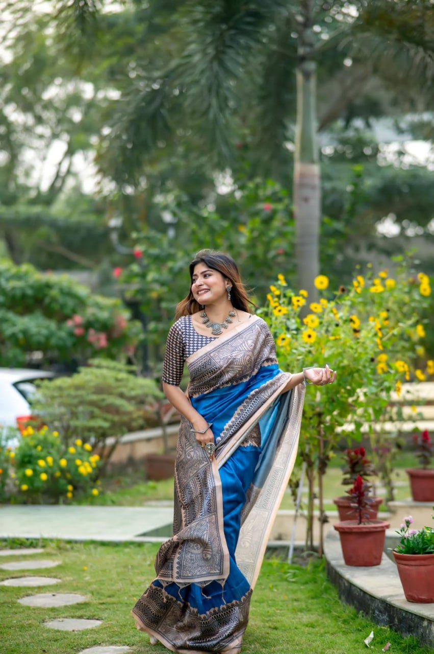 Tussur Silk Saree With Blouse Piece Blue