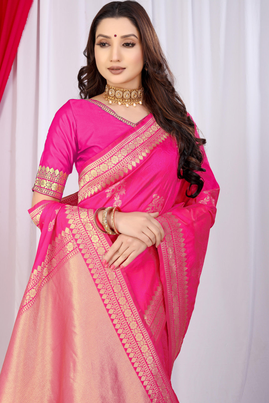 Parveen Pink Banarasi Silk Saree Zari Weaved